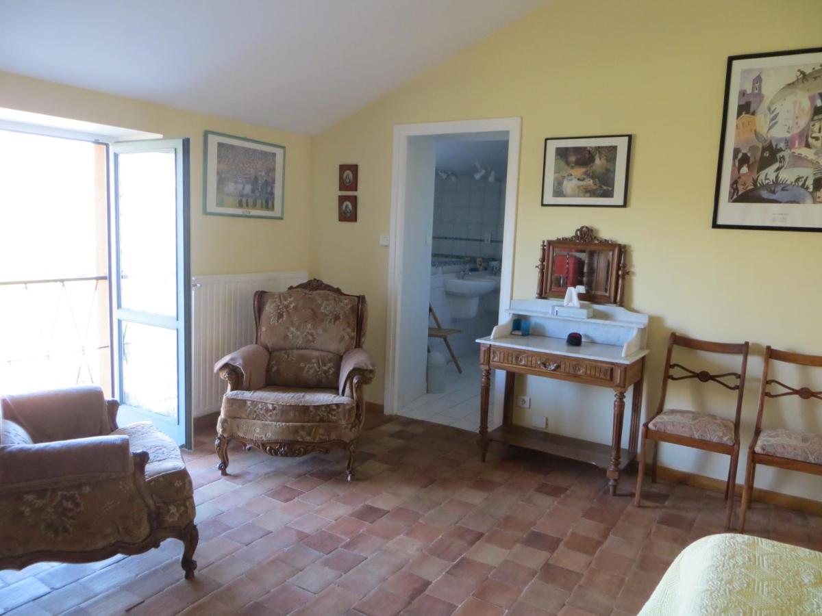 Bed and Breakfast La Vache Sur Le Toit Montagny  Exterior foto